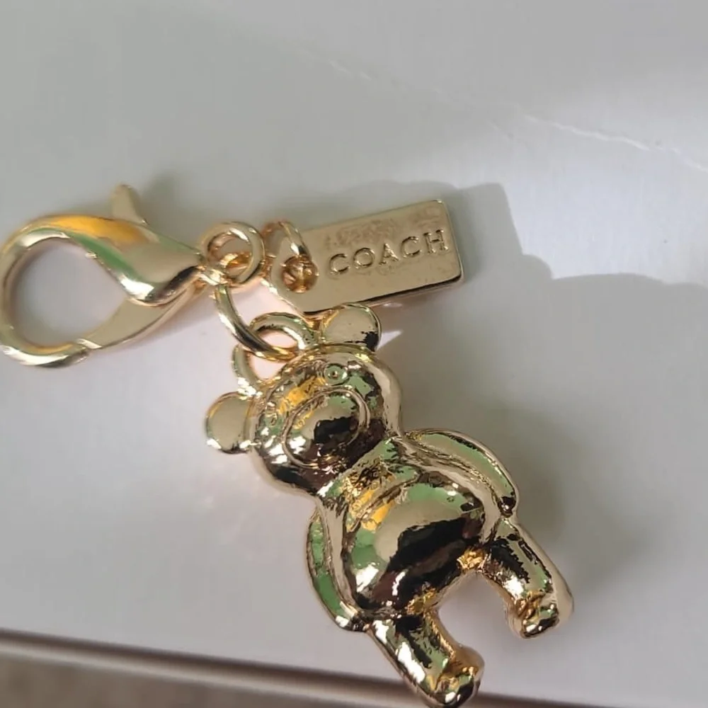 Coach bear keycharm
